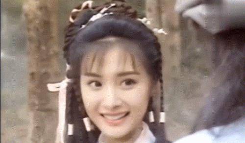 新娘因长相太美被质疑AI换脸，一场关于真实与美的现代争议